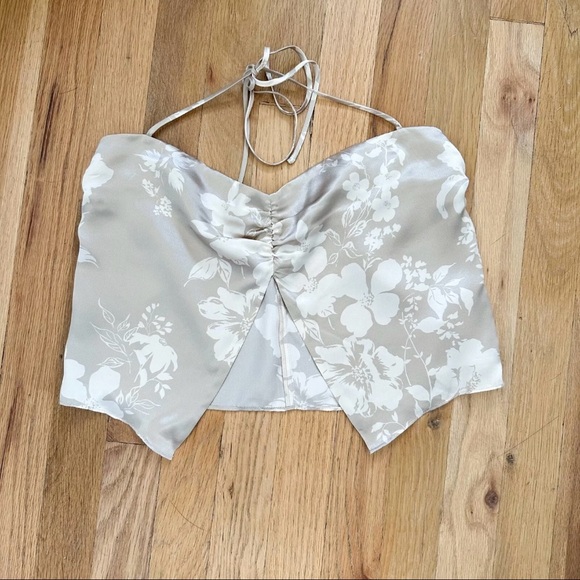 Reformation | Beba 100% Silk Halter Crop Top in Sable Floral Cream US 2 - Picture 6 of 10